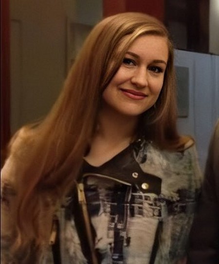 The Amazons of Music: Joanna Newsom and Joanna Barbera – A Tale of Two Arizona-Born Musicians